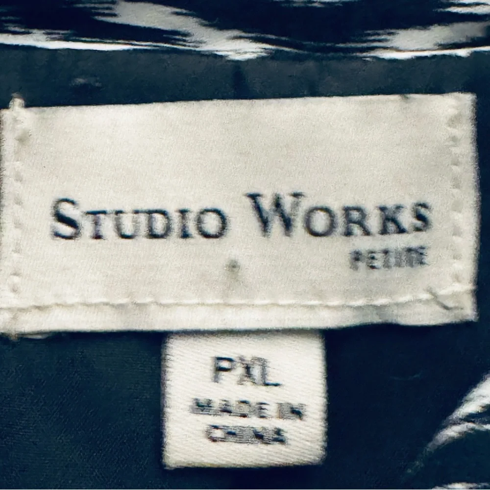 Studio Works black white full zip jacket size XLP b56